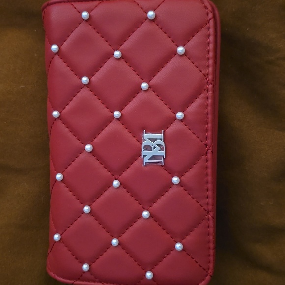 Badgley Mischka Diamond Quilted Crossbody With Pearls. Red Vegan Leather NWT - Picture 2 of 14